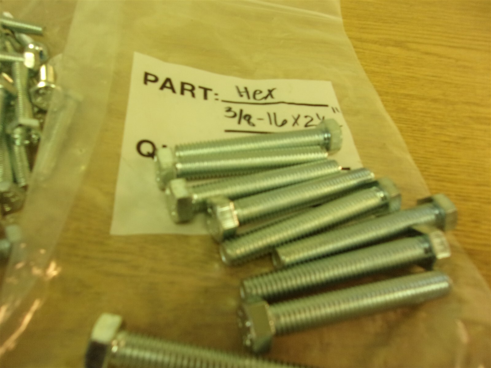 NEW Hex 3-8-16×2-1/2″ (9) 307A 1-1/2″ (106) Lot of 115 Screws *FREE SHIPPING*