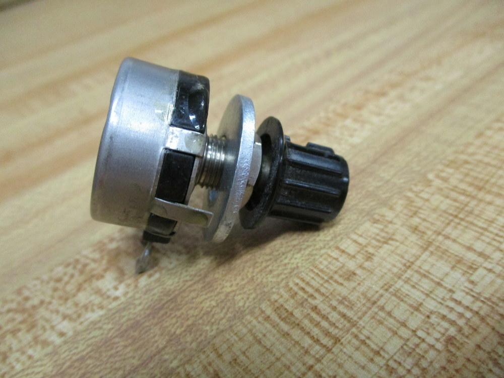 Clarostat RV4NAYSD202A Potentiometer 53C3-2K-S