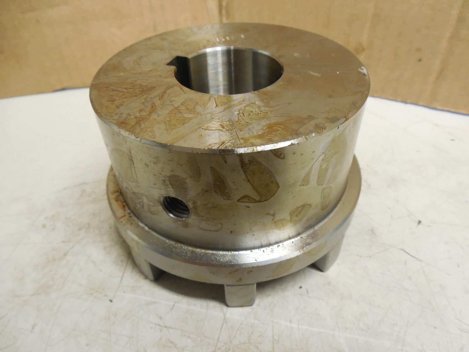 FALK COUPLING 3700189 30R10 HUB 1.6250 BORE 3/8″ x 3/16″ KW 105142