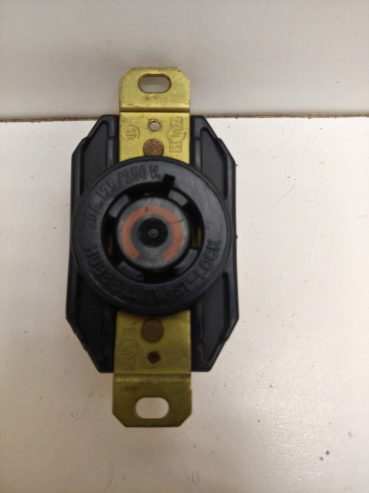 NEW OLD STOCK! HUBBELL 20A 125/250V TWIST LOCK RECEPTACLE HBL2410