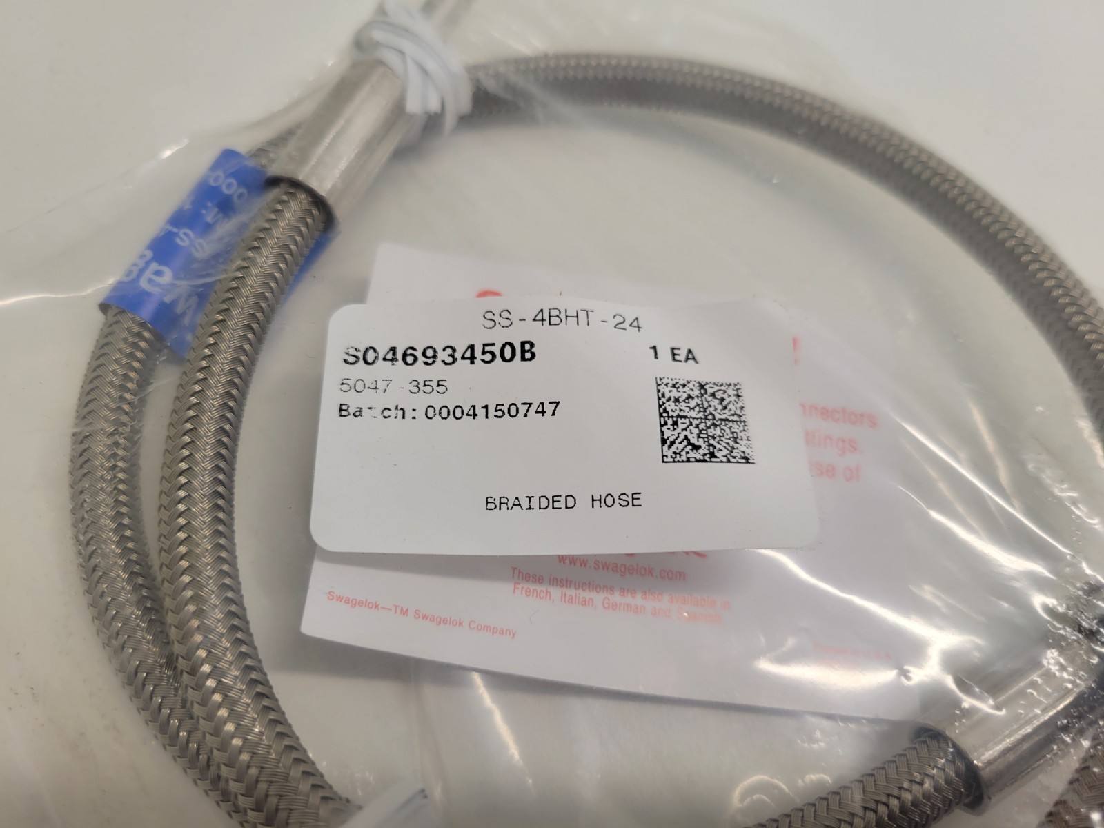 NEW OLD STOCK! SWAGELOK SS BRAIDED HOSE ASSEMBLY SS-4BHT-24