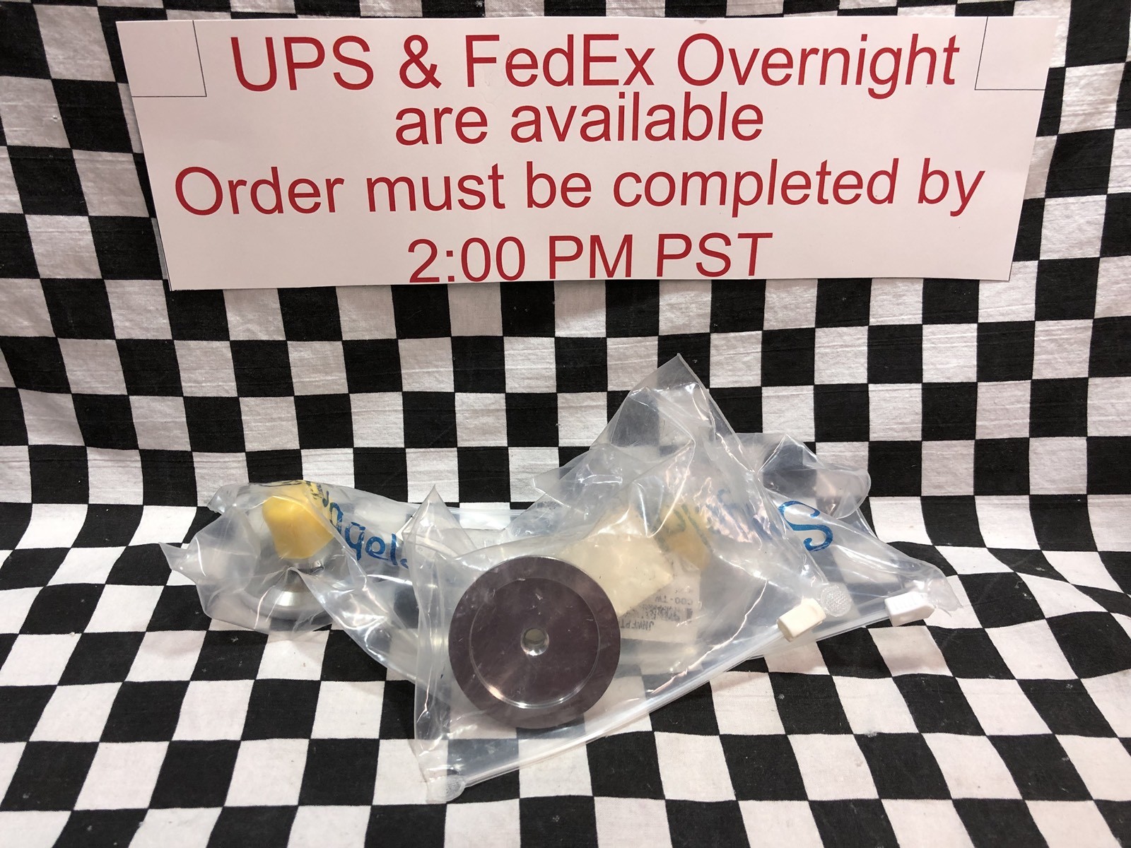 LOT OF 3 Swagelok ADAPTER KF-40 X 1/4″ FNPT, JNWFPT1014, Shipsameday#1606E3