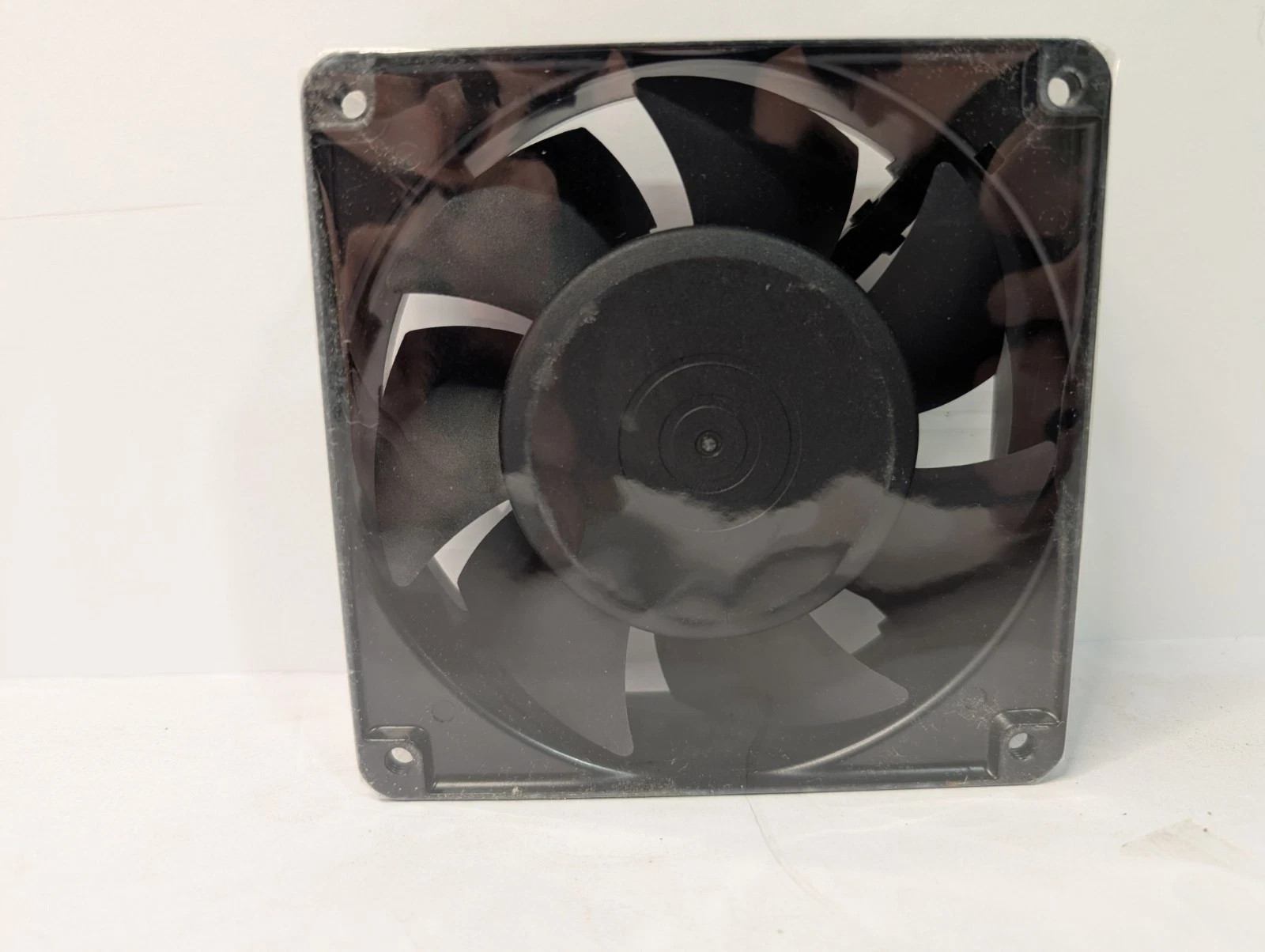 Server/Cabinet Fans – Orion Fans OA109AP-22-1TBXC AC Fan – 120 x 120 x 38mm