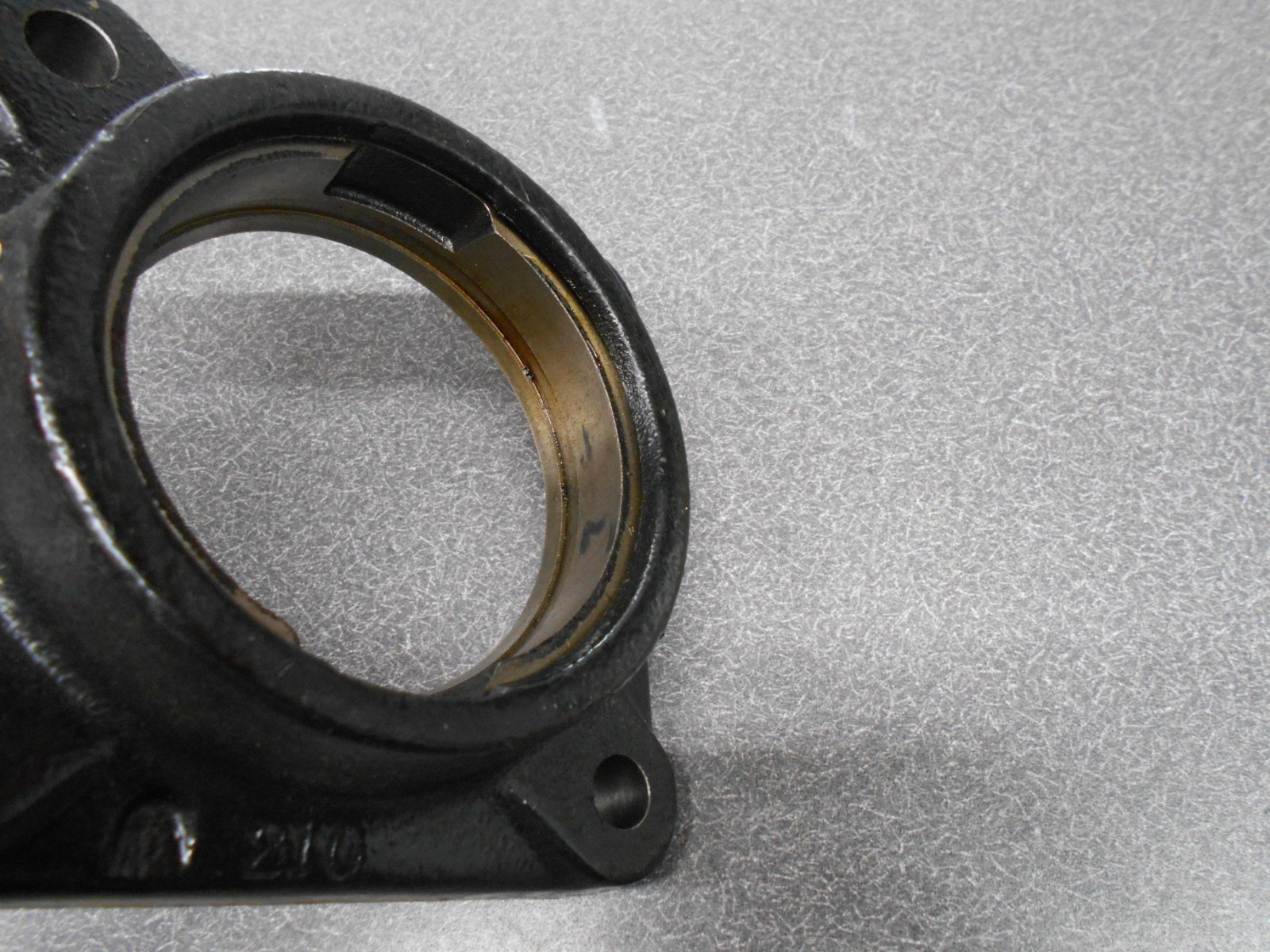 Burns/Tisco 90mm 4-Bolt Greasable Bearing Flange. F90-R. NEW!