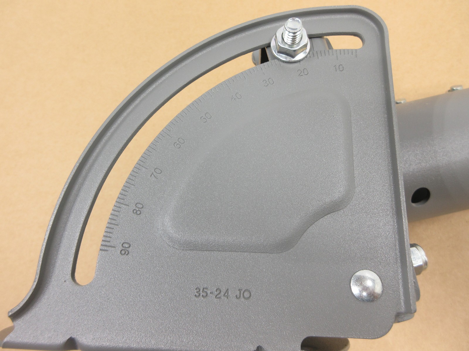 GRAY E0901301-01 TA SATELLITE MOUNTING NEW (P163)