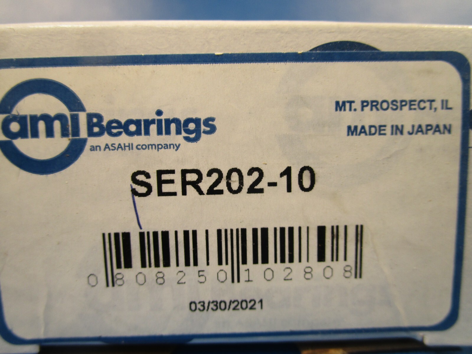 AMI SER202-10 Ball Insert Bearing – Cylindrical Bore, 5/8 in ID