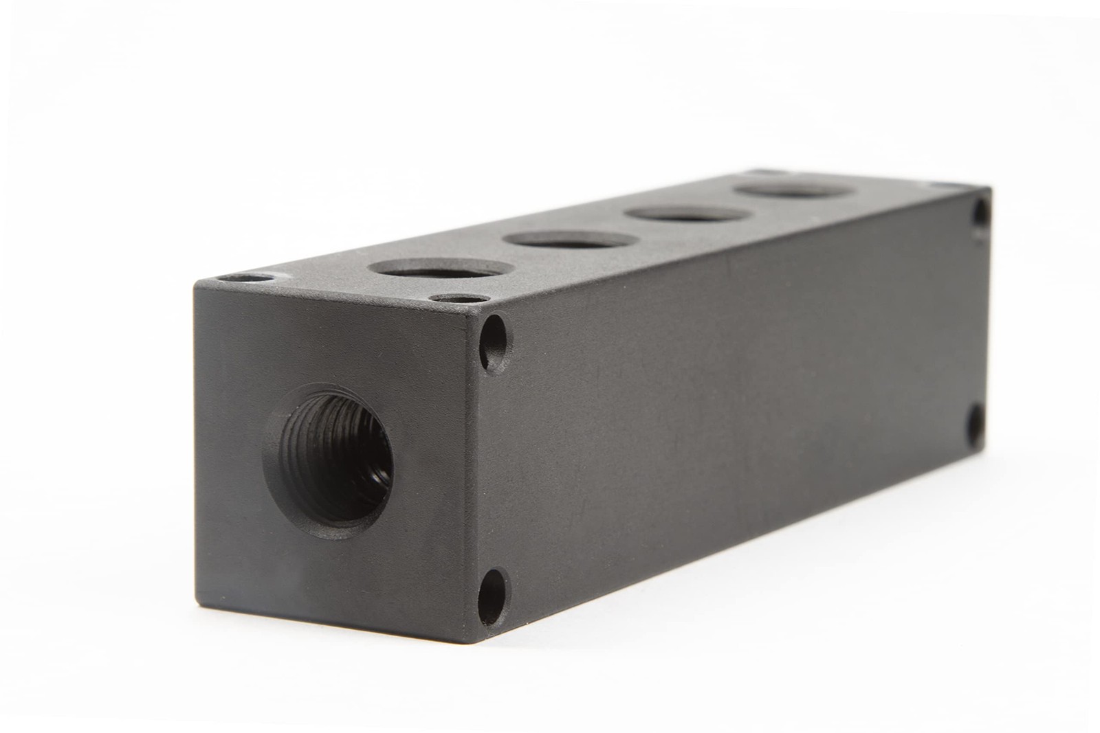 Viair 92820 Six Port Black Manifold with Mounting Bracket and Hardware