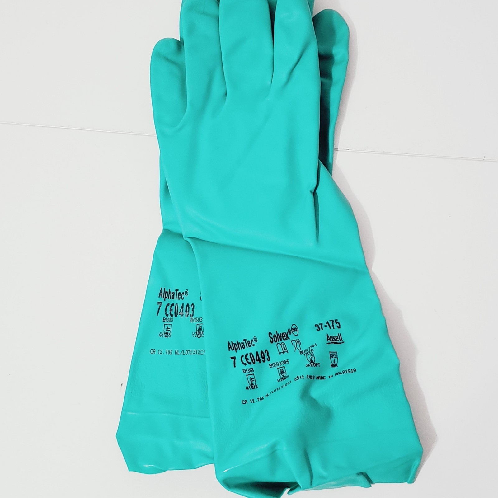 (12 PACKS) ANSELL ALPHATEC SOLEX GLOVES SIZE 7 – 37-145