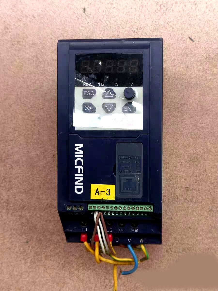 MT110-0R7-T4B 0.75KW MT1100R7T4B MICFIND Inverter USED 1PC Tested OK