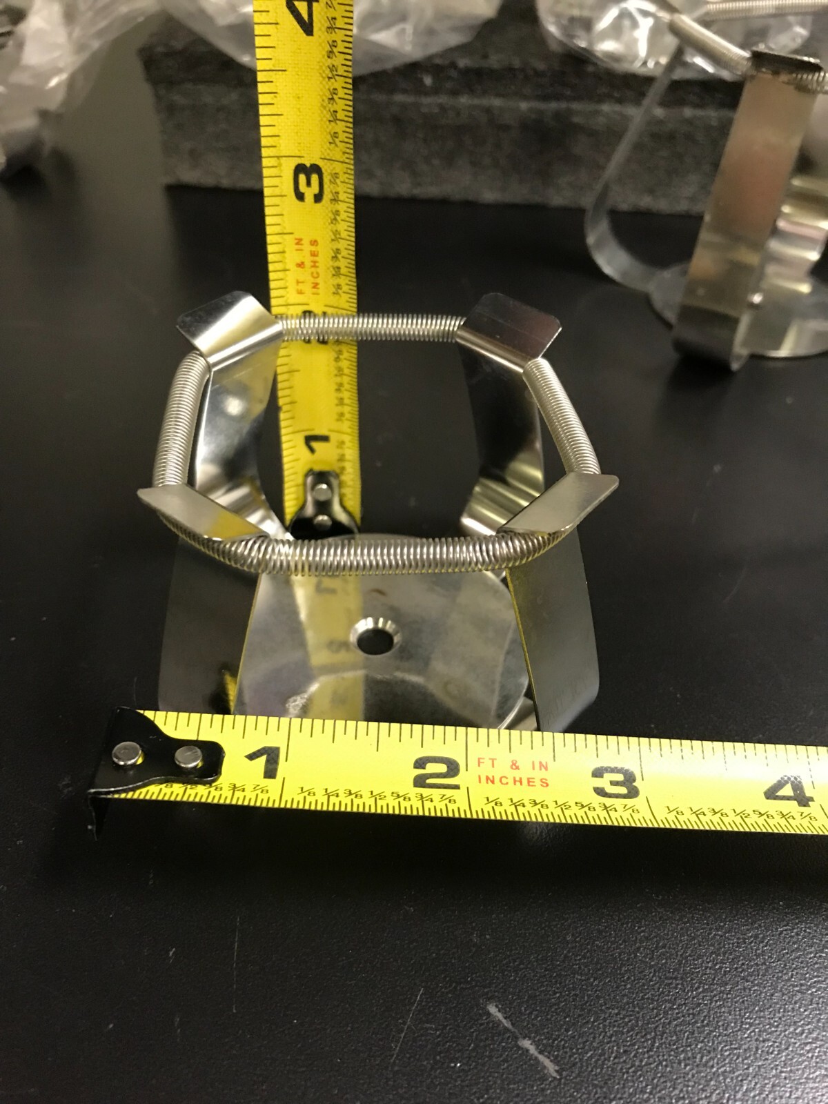 Lot of 8 Assorted Sizes Thermo Scientific Universal Orbital Shaker Clamps