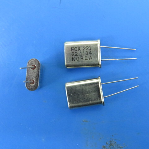 FOX ELECTRONICS FOX221 Qty of 5 per Lot HC49U/22.1184/C/B/F/000/1