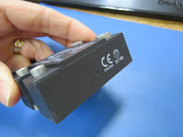 CRYDOM D2410 Qty of 1 per Lot Solid State SPST-NO (1 Form A) Hockey Puck