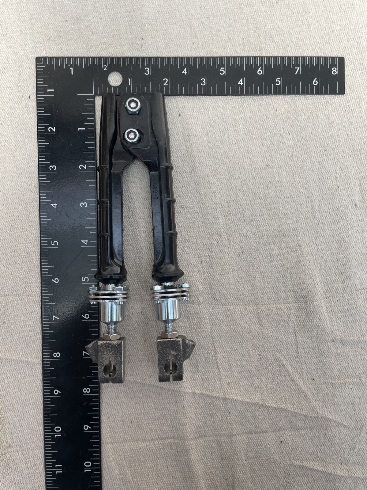 Esico Triton Dual Probe Soldering Handpiece R12078 w/ Carbon Electrodes