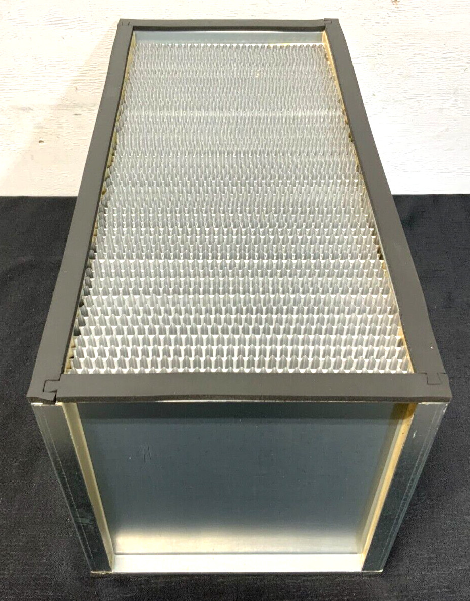 AirGuard Clarcor MicroGuard 99 H1123B33-0AG130000 Air Filter 99.97% 500CFM 201C