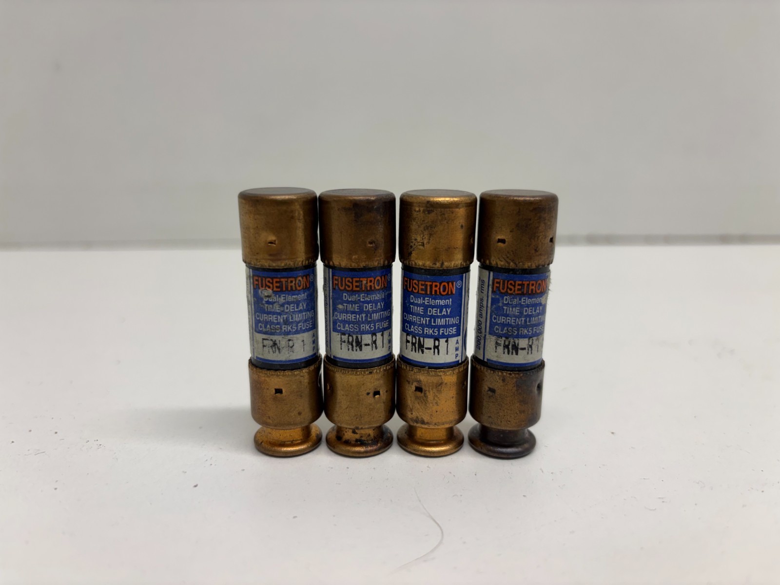 LOT OF 4 NEW OLD STOCK! BUSSMANN FUSETRON 1A 250V TIME DELAY FUSES FRN-R-1