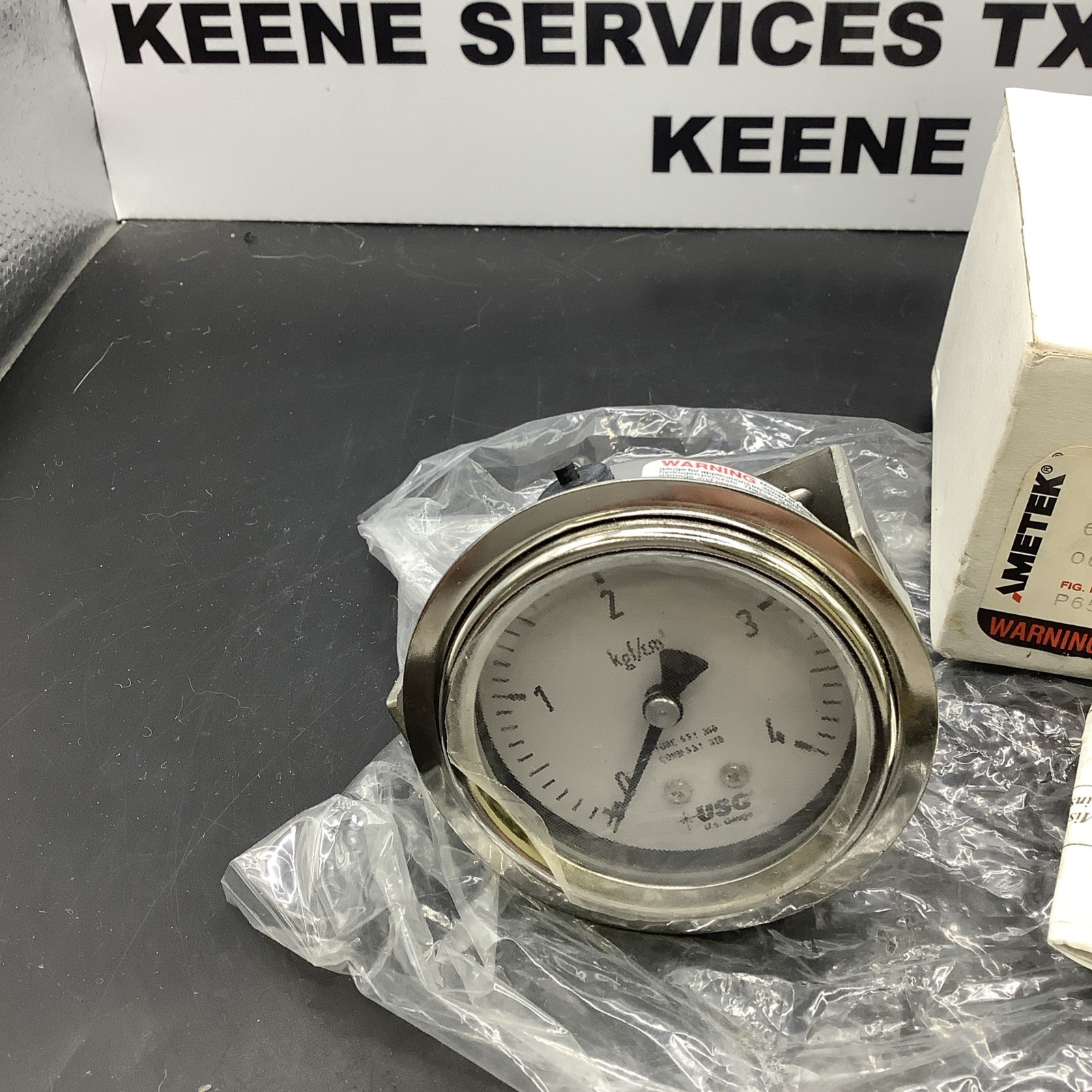 Ametek USG P656 Pressure Gauge