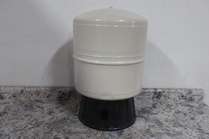 CentriPro T45 13.9 Gal Tank Capacity 38 PSI Epoxy Coated Diaphragm Tank
