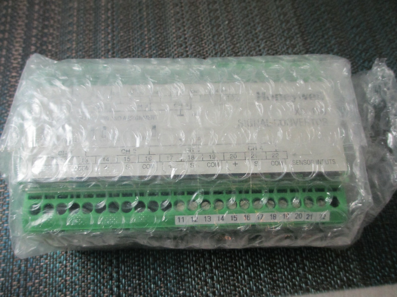 Honeywell XSI100 Signal Converter NEW!