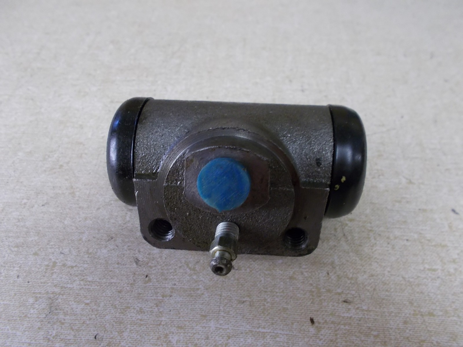 NEW Wheel Cylinder LA1027 *FREE SHIPPING*