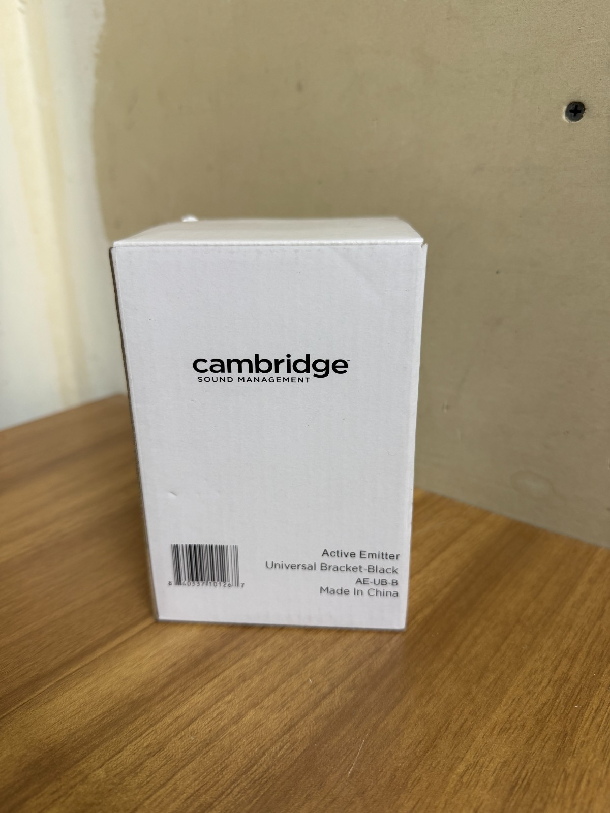 Cambridge Active Emitter Universal Bracket Black AE-UB-B