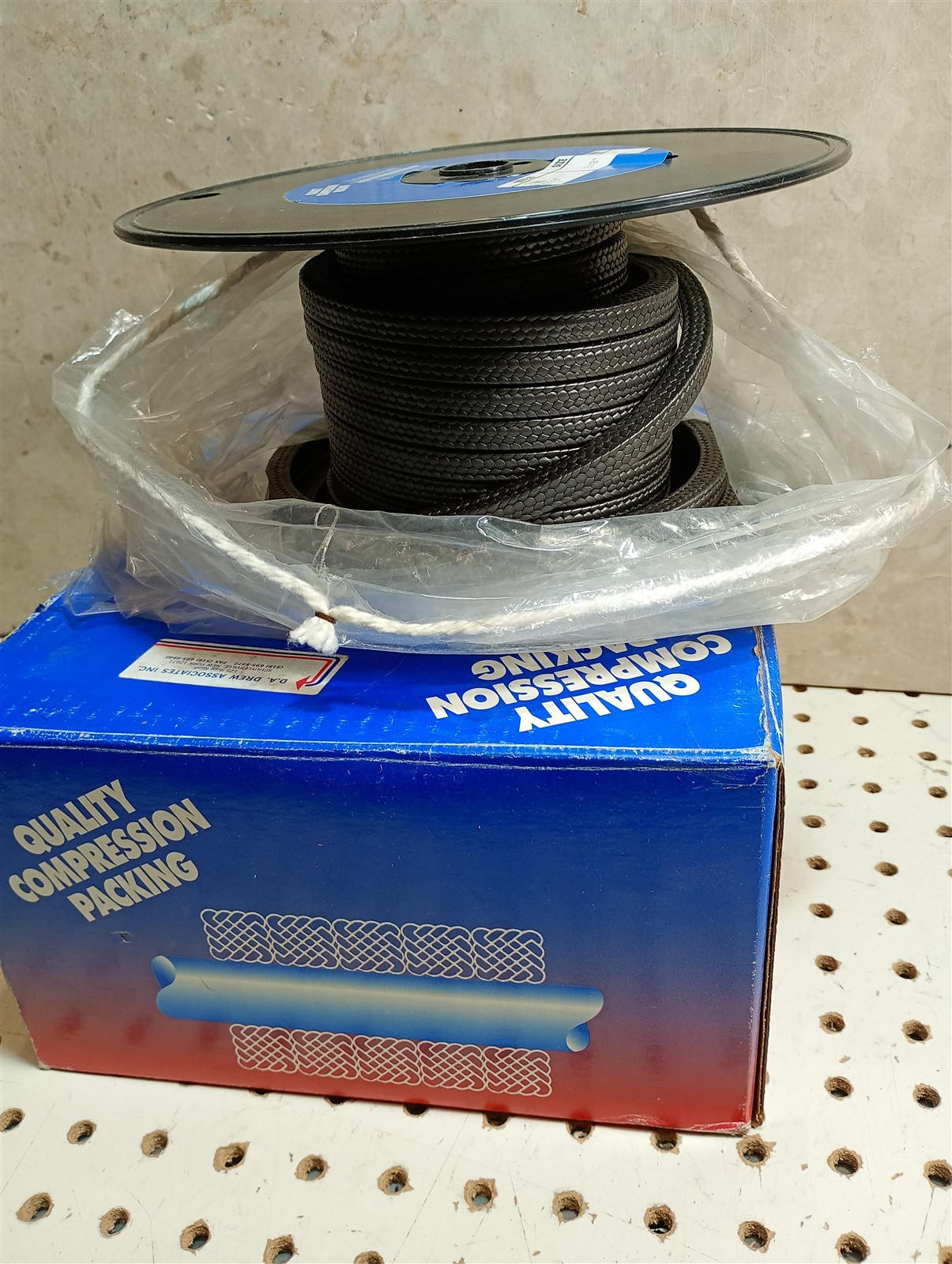 TEADIT 3/8″ Style 2007 Braided Packing, Expanded PTFE Graphite 3.5 lbs.