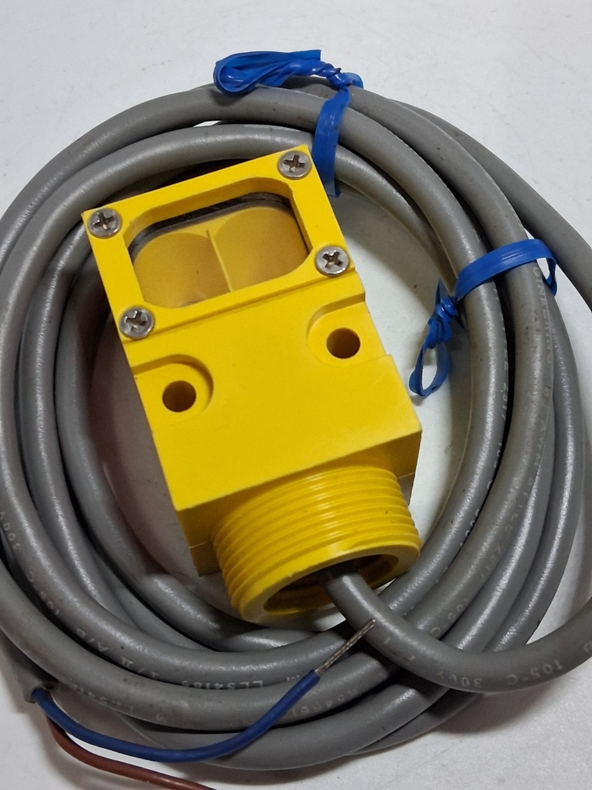 BANNER SMA91ESR PHOTOELECTRIC SENSOR 10-250VAC 20MA 50/60HZ NNB