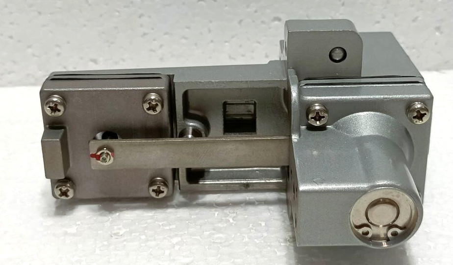 SMC 21050-63 POSITIONER LOADING UNIT NEW FAST SHIPPING
