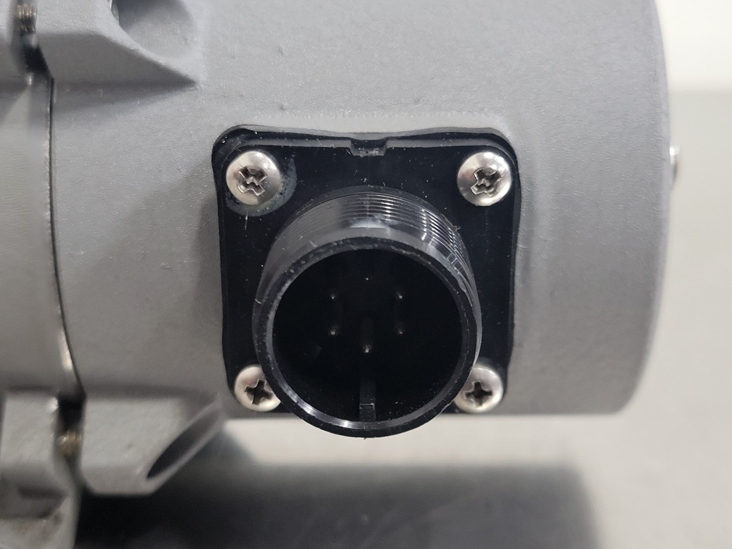 SURPLUS NEW CELESCO PT8101-0005-111-4110-8354 Position Transducer –