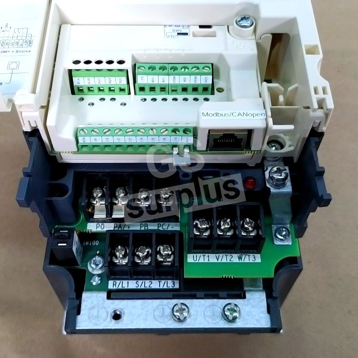 SCHNEIDER ELECTRIC ATV71H075N4