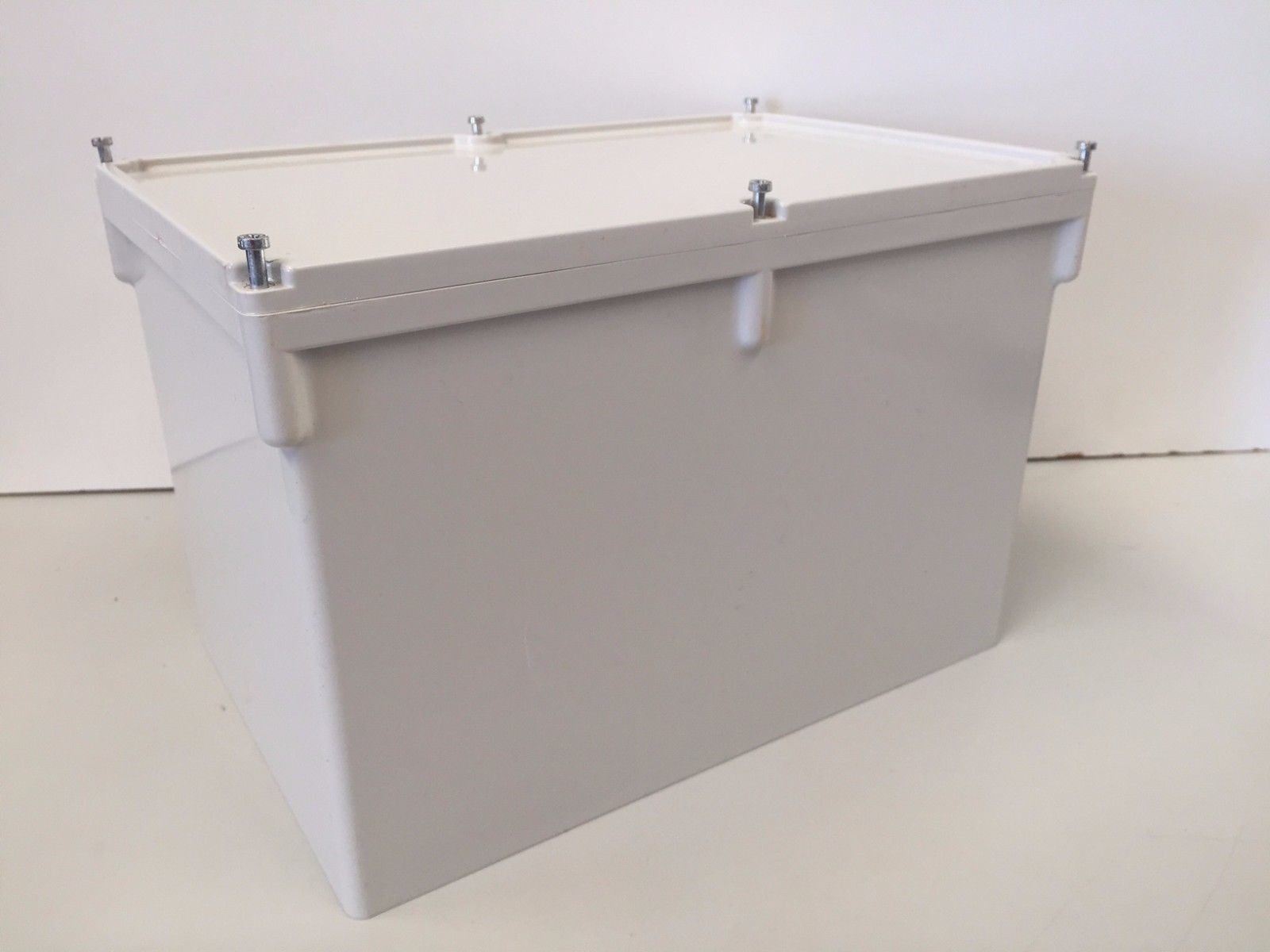 Clipsal Adaptable Box 265/7D Grey with Gasket PVC Lid 300 x 200 x 200 mm IP56