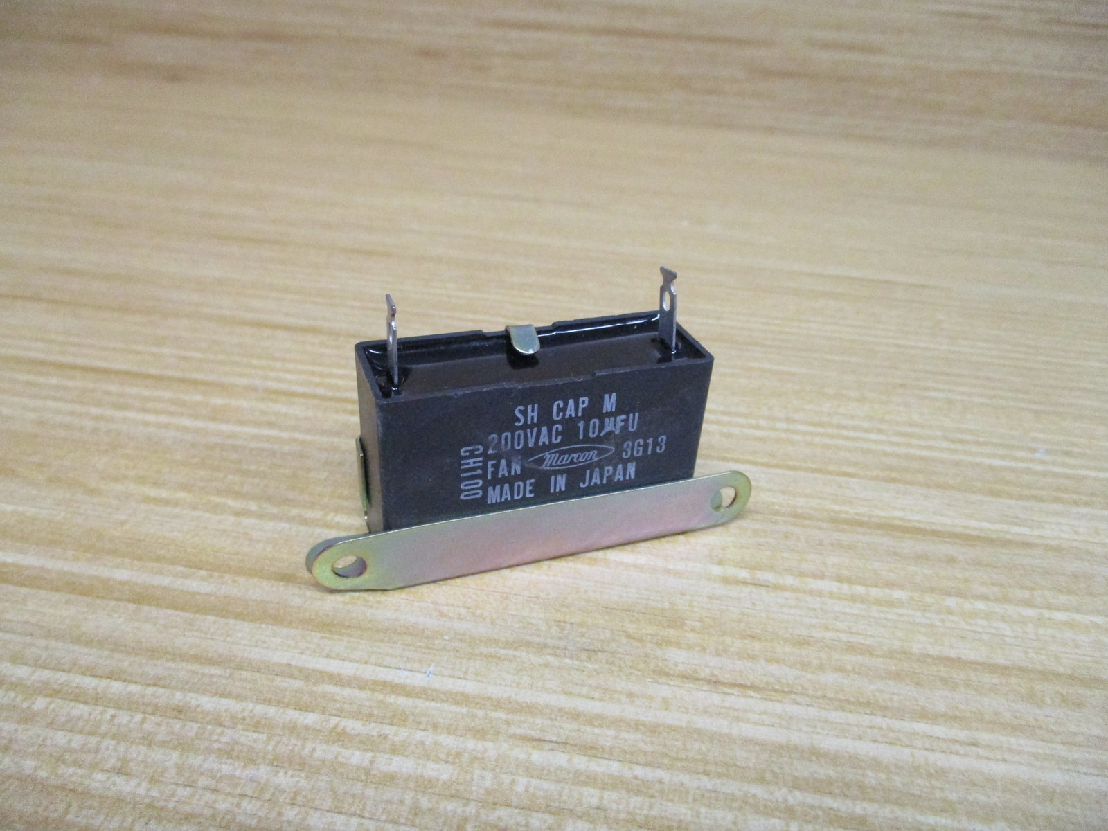Marcon CH100 Motor Capacitor 10UF 200VAC (Pack of 2)