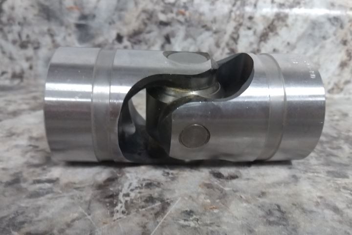 Belden UJ-HD2000x25 25mm Bore Diameter 1000 Max RPM Alloy Steel Universal Joint