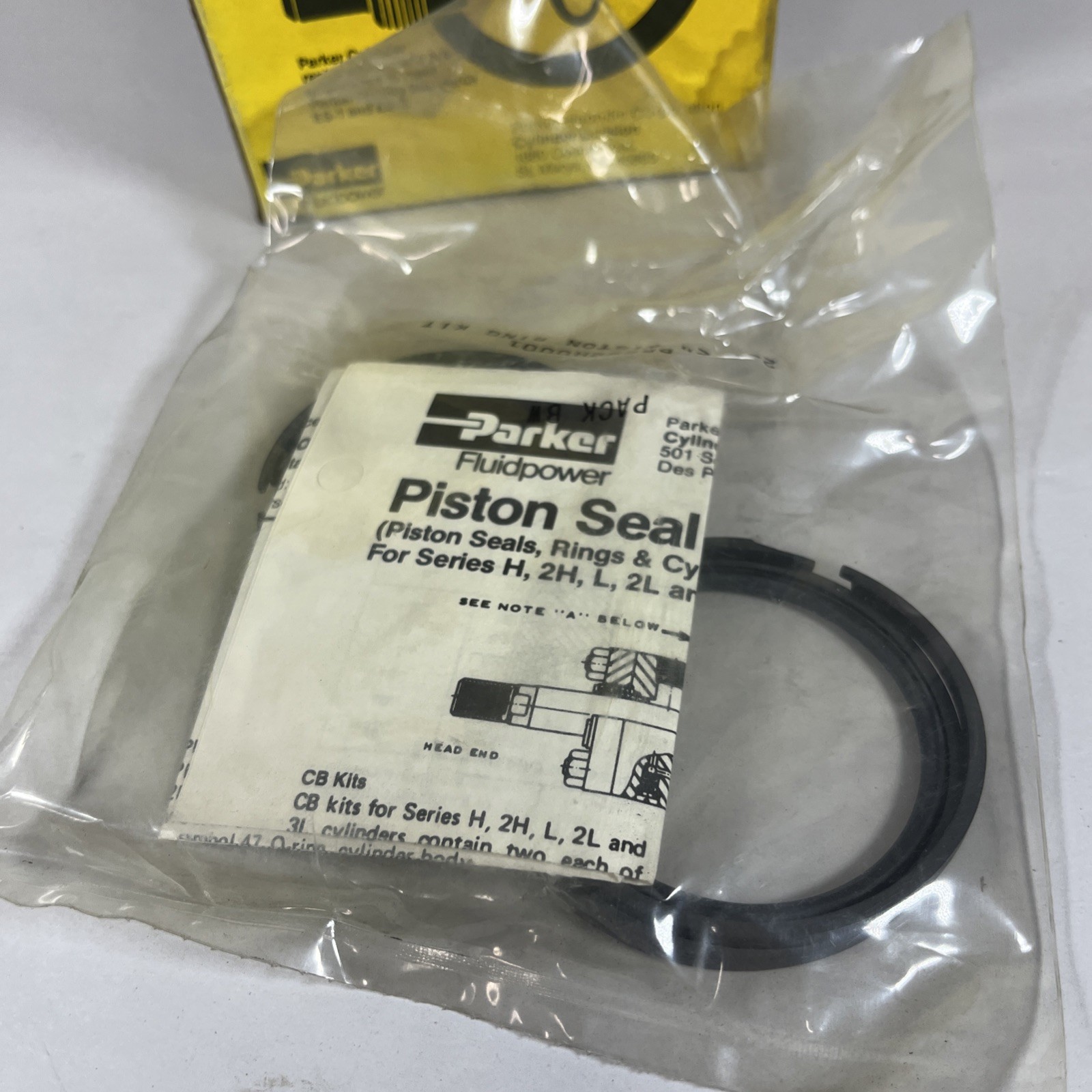Genuine Parker OEM P/N PR252H0001 2-1/2″ Bunan Piston Ring Kit – Free Shipping