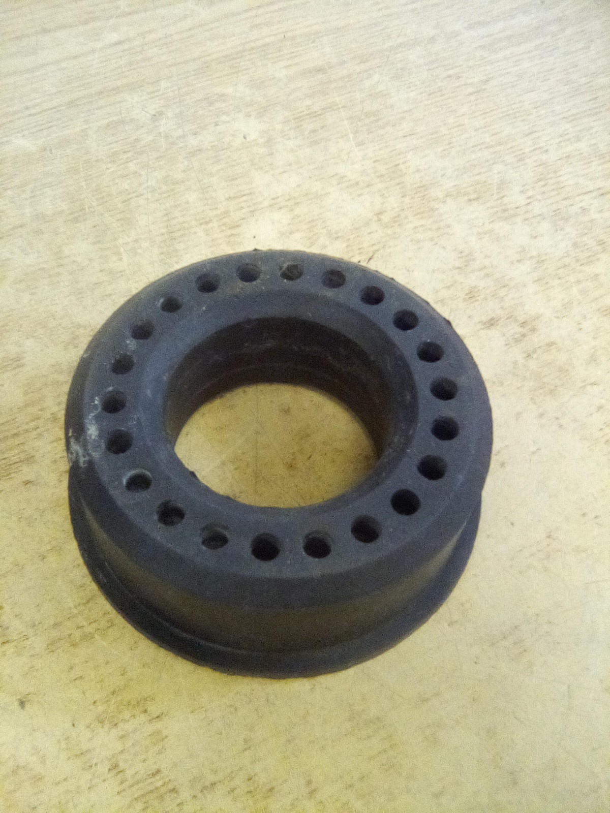 Total Containment TD2515 Test Donut 1-1/2″