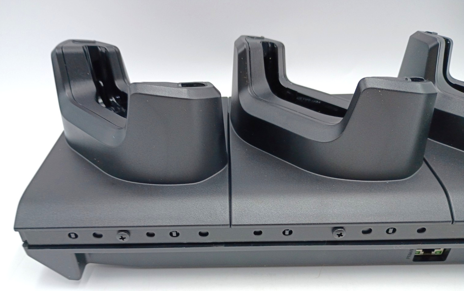 Zebra ShareCradle-ME CRD-TC2L-SE5ET-01 5 Slot Cradle Charger For TC22/27