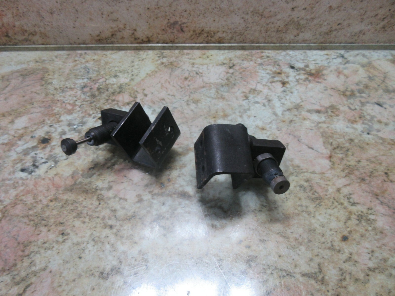 DMG MAHO DMC70V ACE CONTROLS 9181718 MA 225EUM SHOCK ABSORBER LOT OF 2
