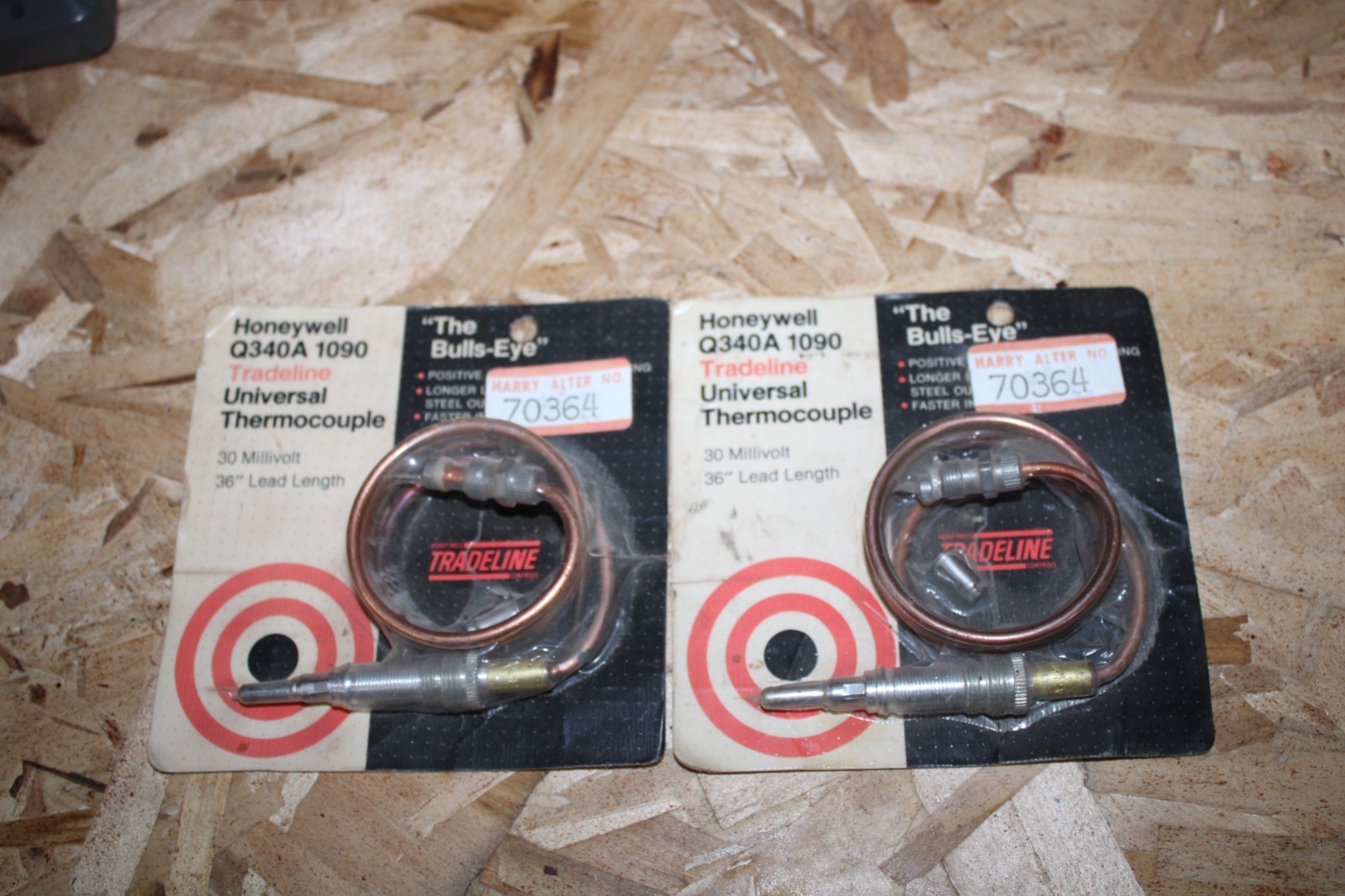 2 NEW NOS HONEYWELL BULLSEYE Q340A 1090 TRADELINE UNIVERSAL THERMOCOUPLER