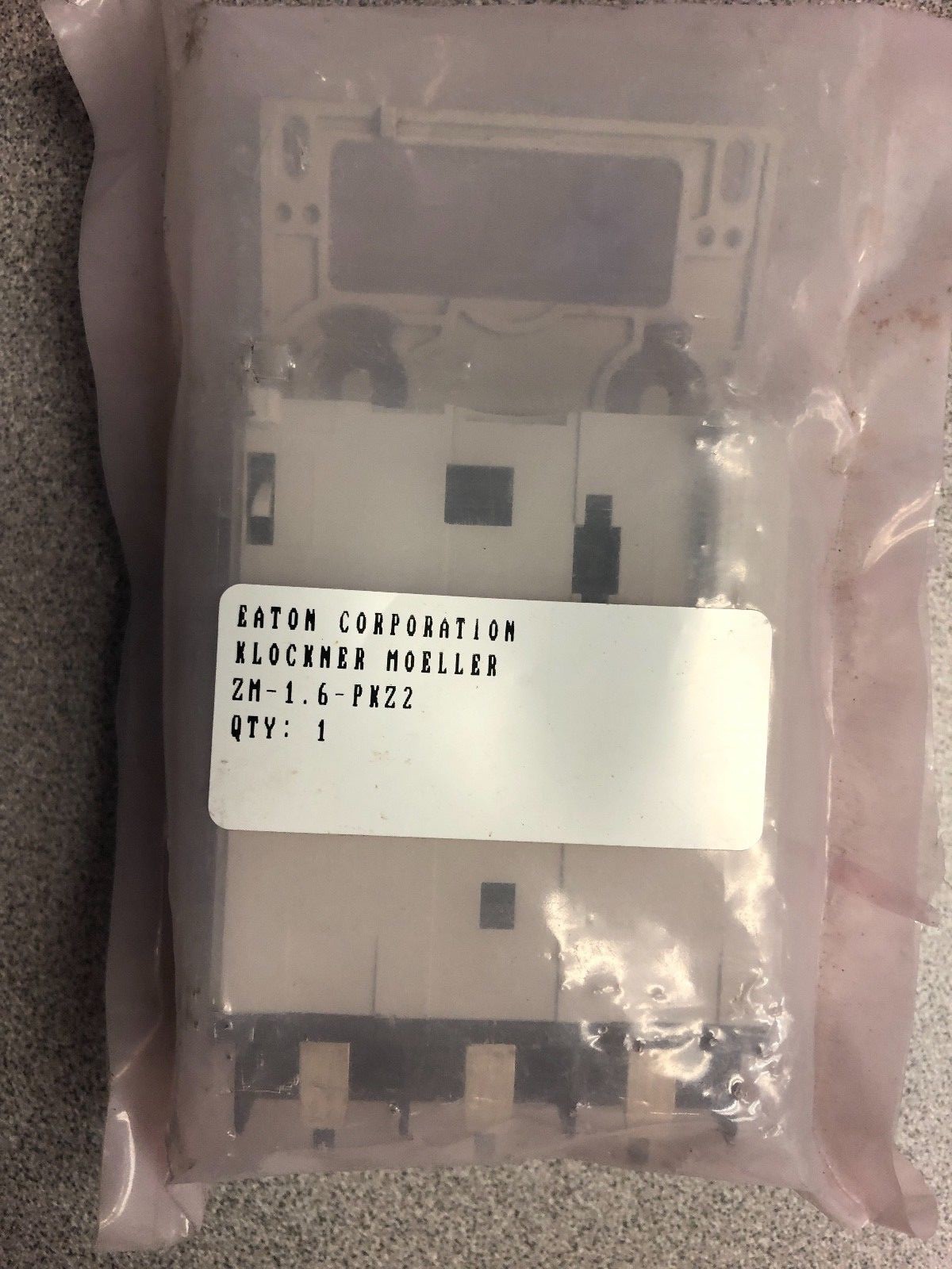 (8)pcs Moeller LOT ZM-1, 6-PKZ2 ,PKZMO-4,PKZMO-10 DIL00M-G-01, BK 25/3-PKZ 0