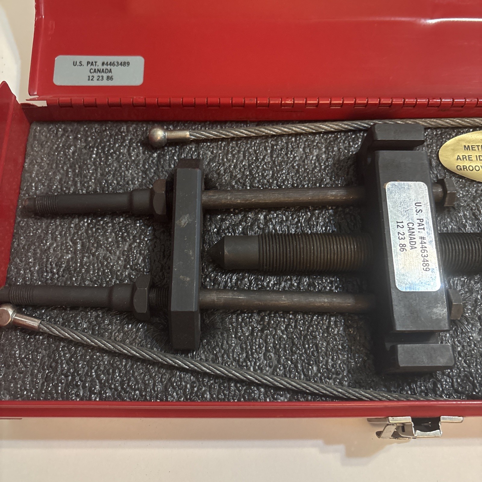 J & J Tool Co U-Joint Puller Complete Kit Universal Joint Puller w/ Case, Manual