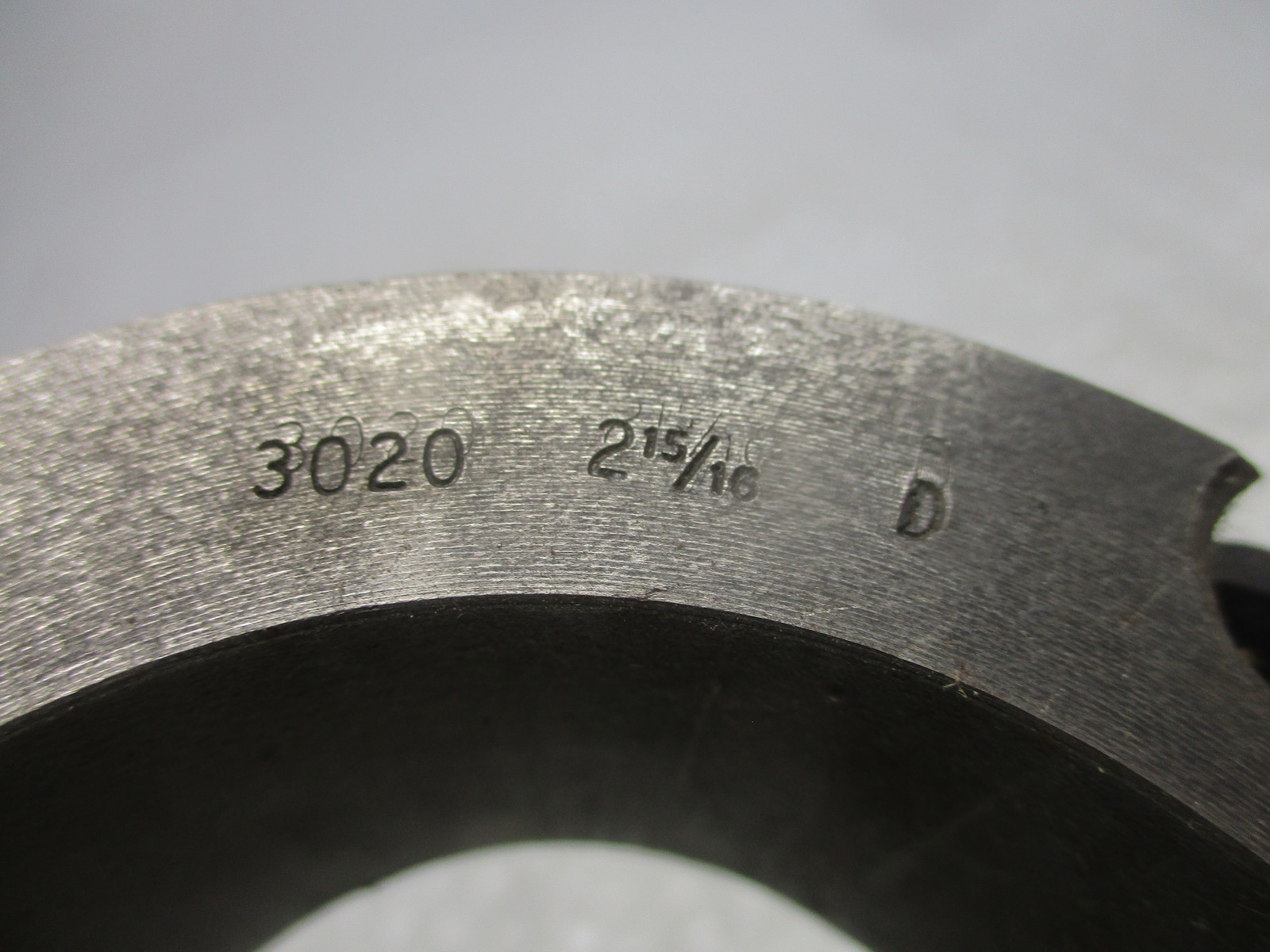 INDUSTRIAL SPARE 3020 2-15/16-D BUSHING (AS PICTURED) UNMP