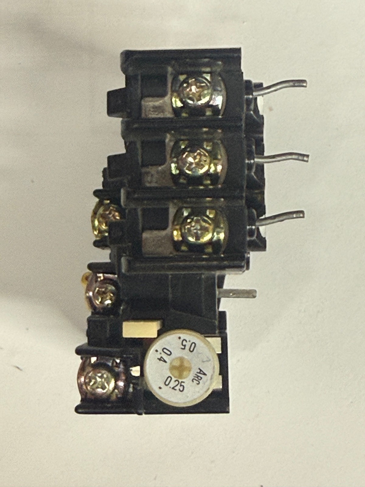 FUJI ELECTRIC RC 3737-1C 0.25 TO 0.5 ARC RELAY