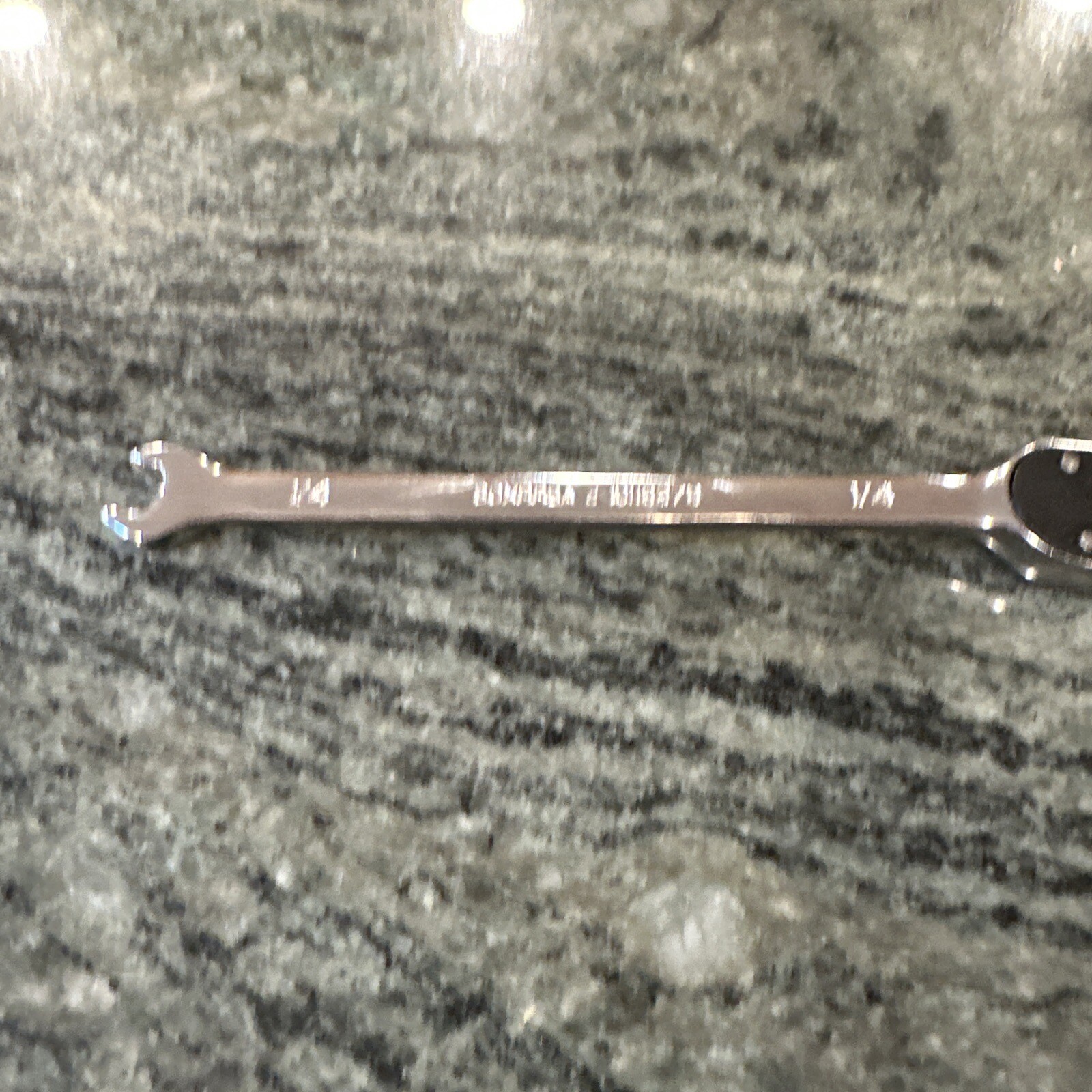 Snap On soxrr8a 1/4 ratcheting reversible flank drive plus wrench
