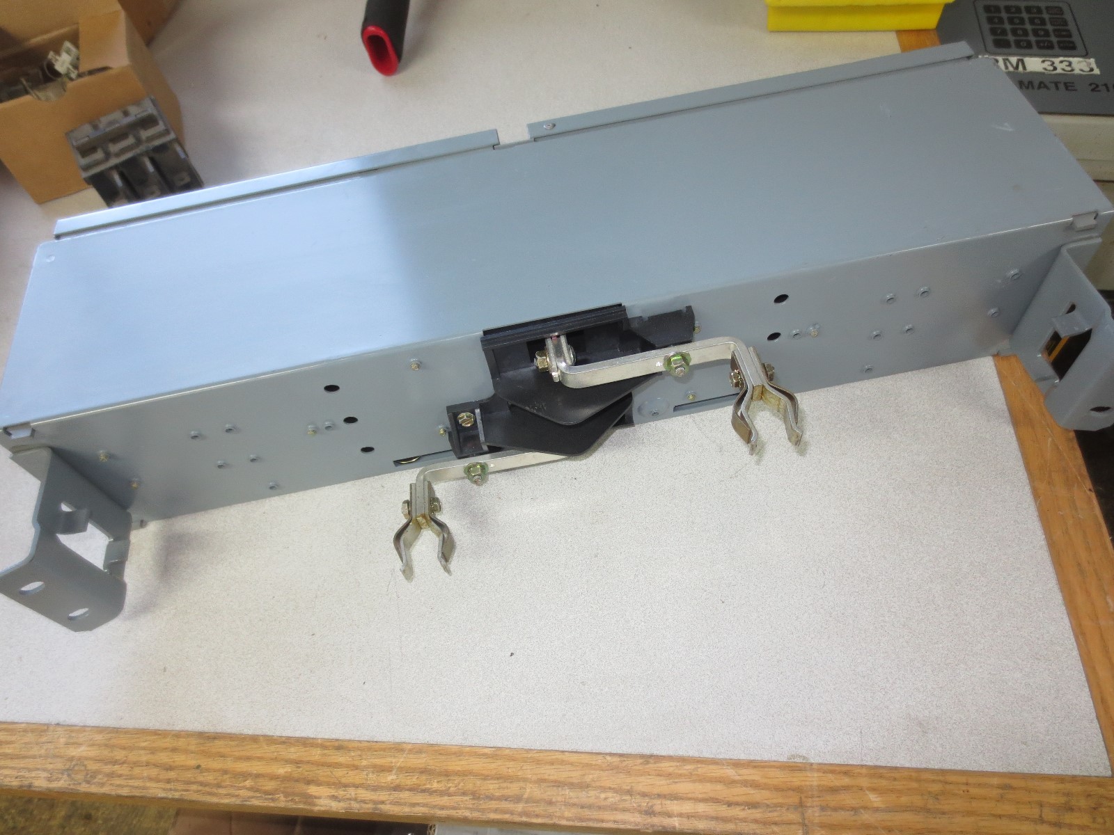SQUARE D QMB261HW QMB BRANCH SWITCH – 30A, 600V, 2-POLE – NEW SURPLUS