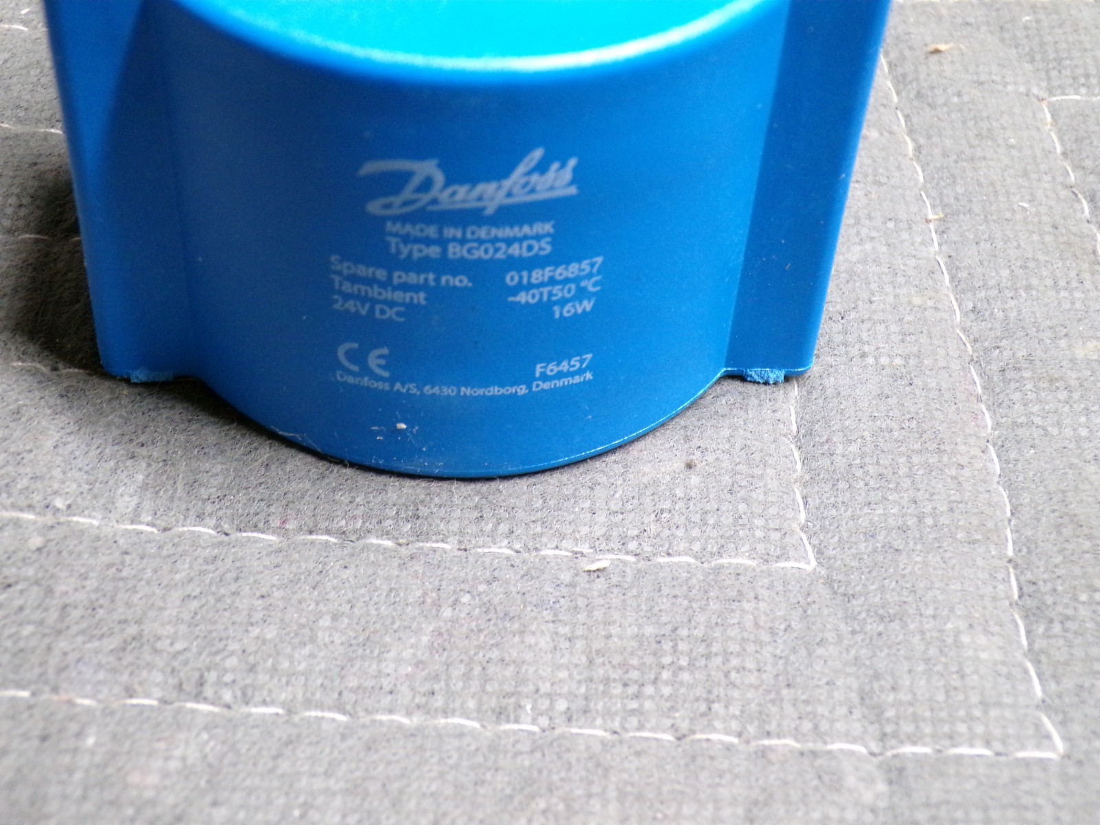 Danfoss #018F6857 Solenoid Coil BG024DS 24V DC W/Connection Box *NOS*