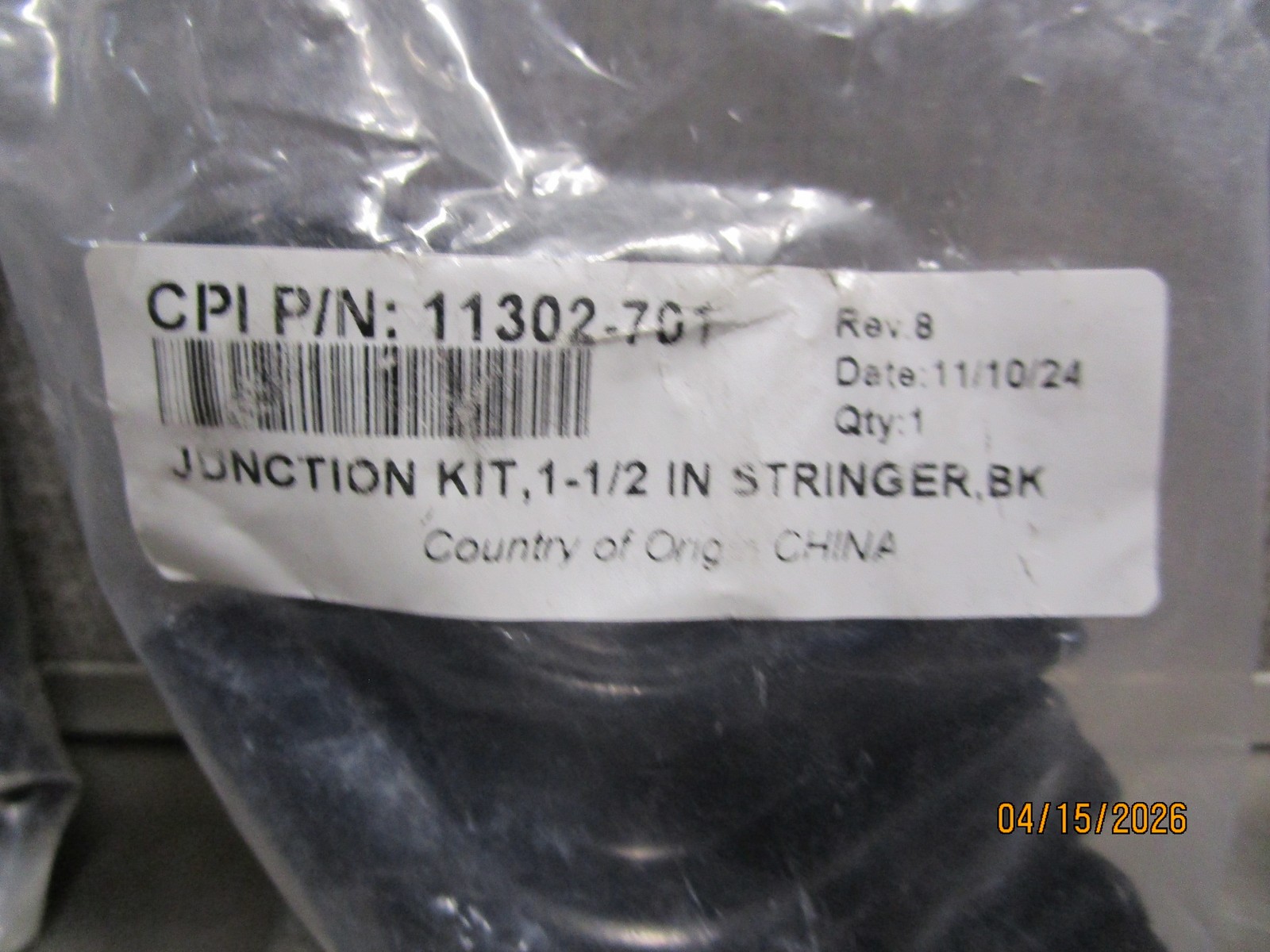 2 Chatsworth Products 11302-701 Junction Kit 1-1/2″ Stringer Black New