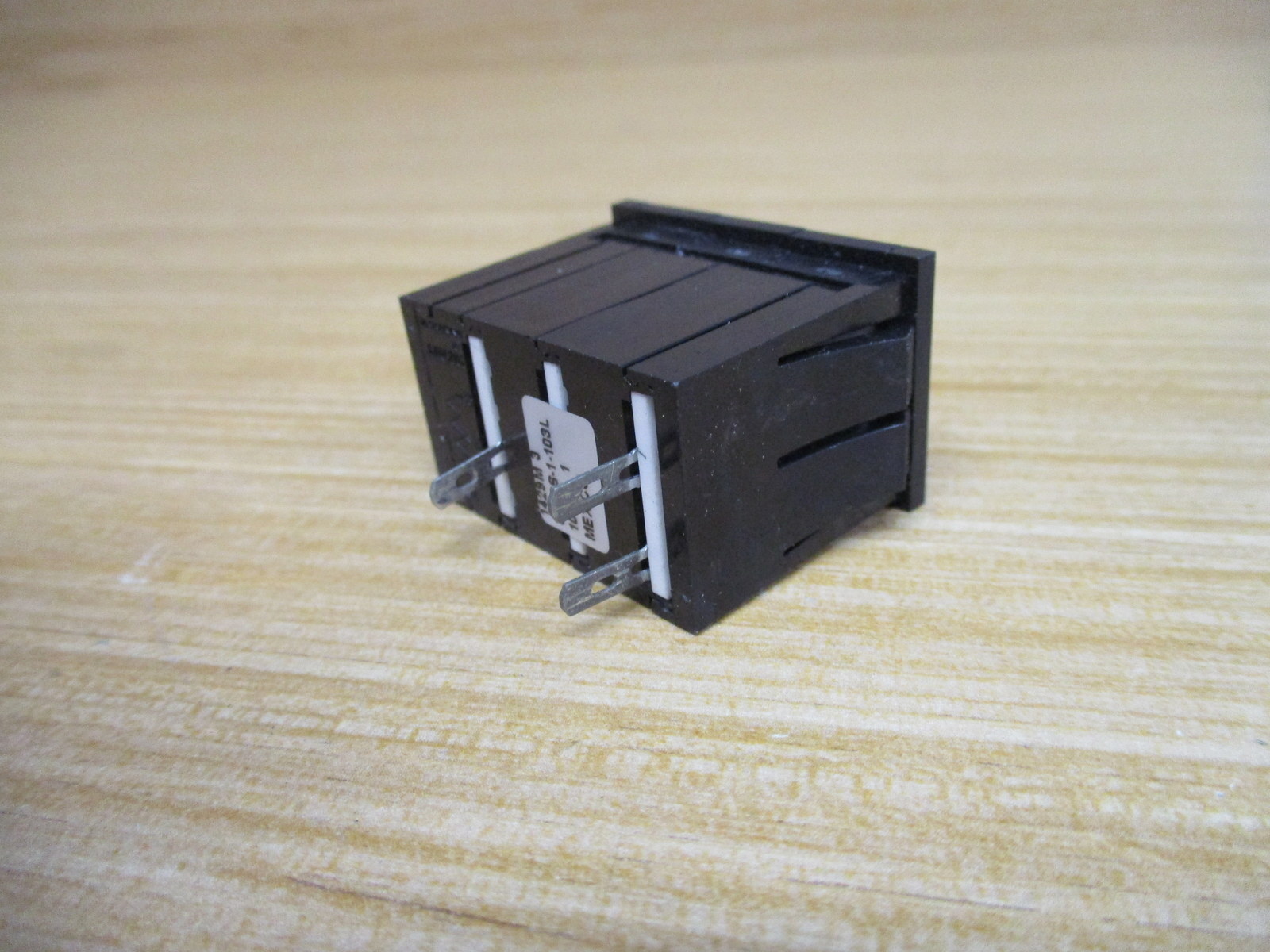 Bourns 3683-1-103L Potentiometer 36831103L