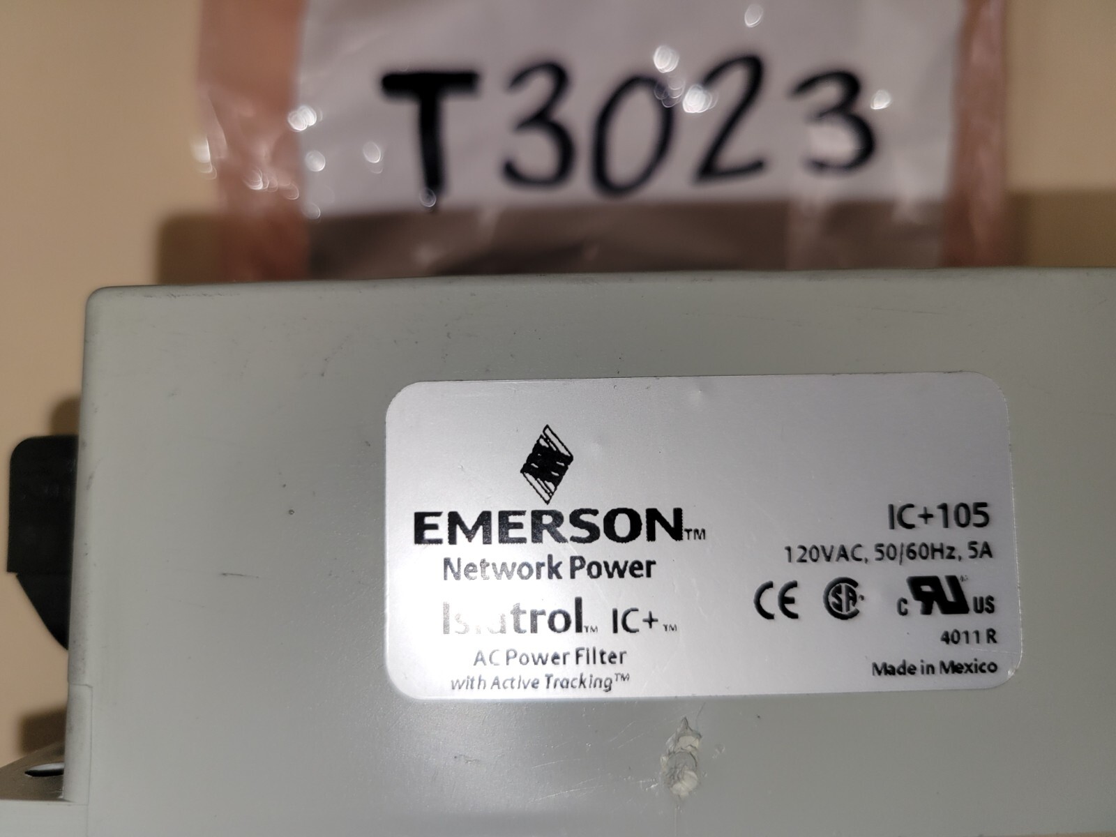 EMERSON NETWORK POWER IC+105 ISLATROL AC POWER FILTER
