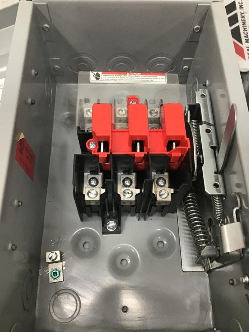 SIEMENS 30 Amp Safety Disconnect Switch HNF361 VBII Used #124089