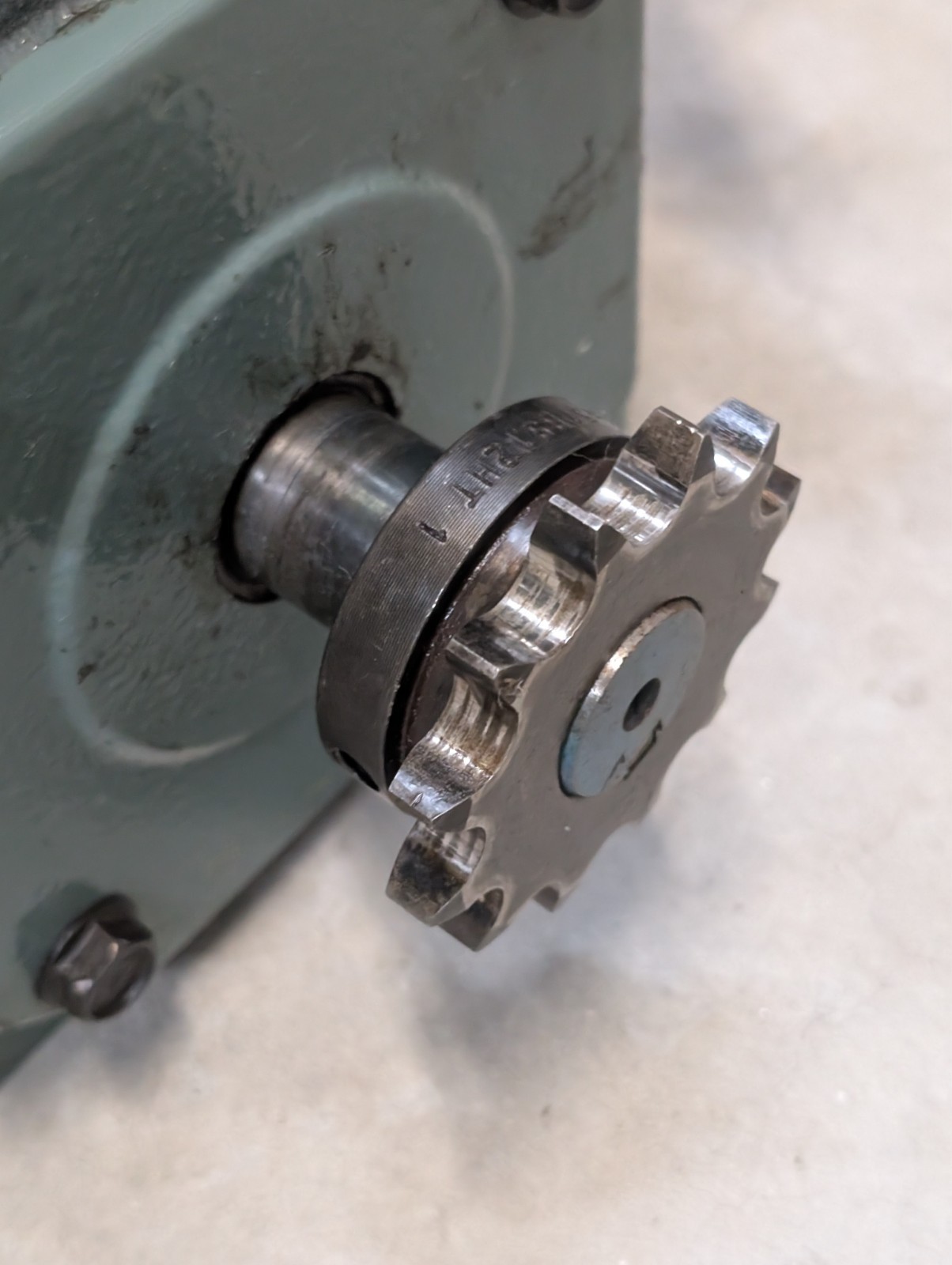 HYTROL 4AC 20-1 RH GEAR REDUCER RIGHT HAND, RATIO 20:1, With Gear & Pulley