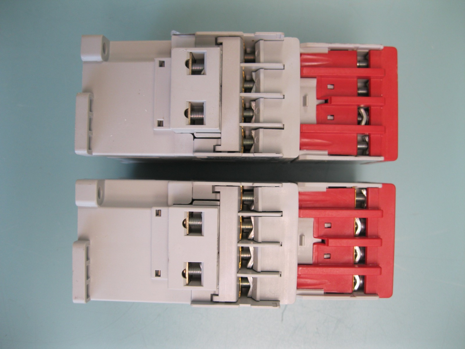 Lot (2) Allen-Bradley 100-C09*10 Contactor Ser A w 100S-F Guardmaster Relay C7